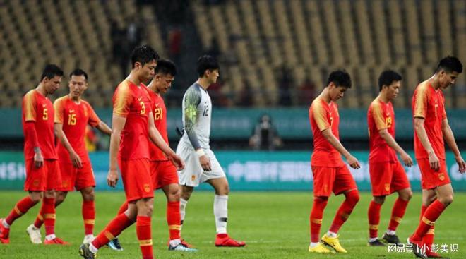 申台龙：未收到中国足协邀请若有报价我就去执教的简单介绍