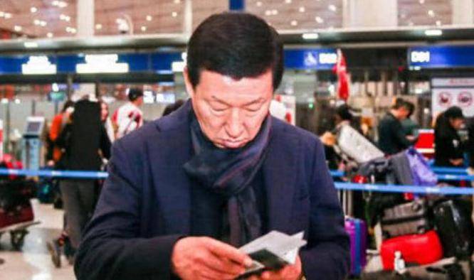 崔康熙旧伤复发回韩治疗归期未定，带队两年多从
